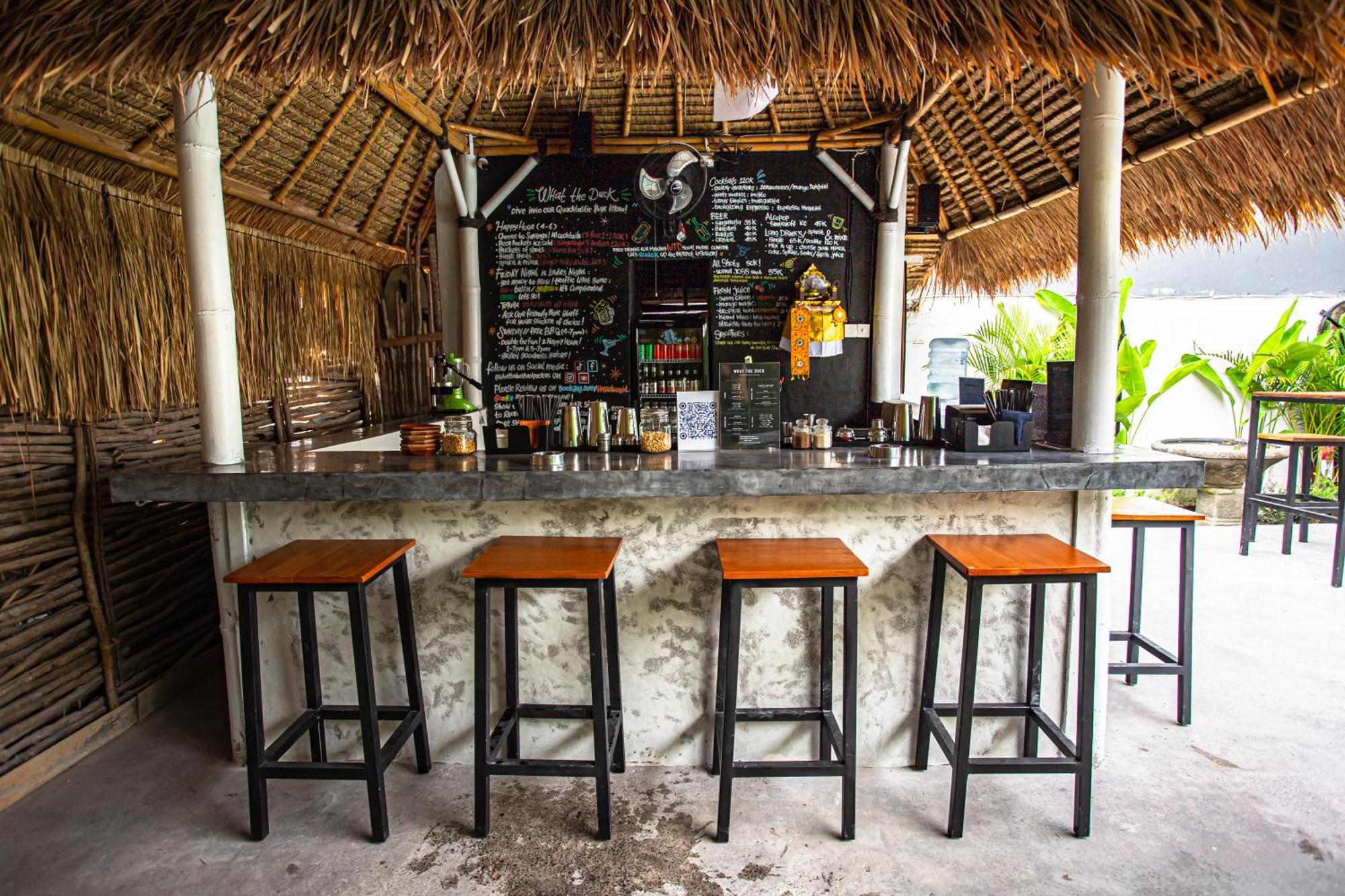 What The Duck Backpackers Canggu  Exterior photo