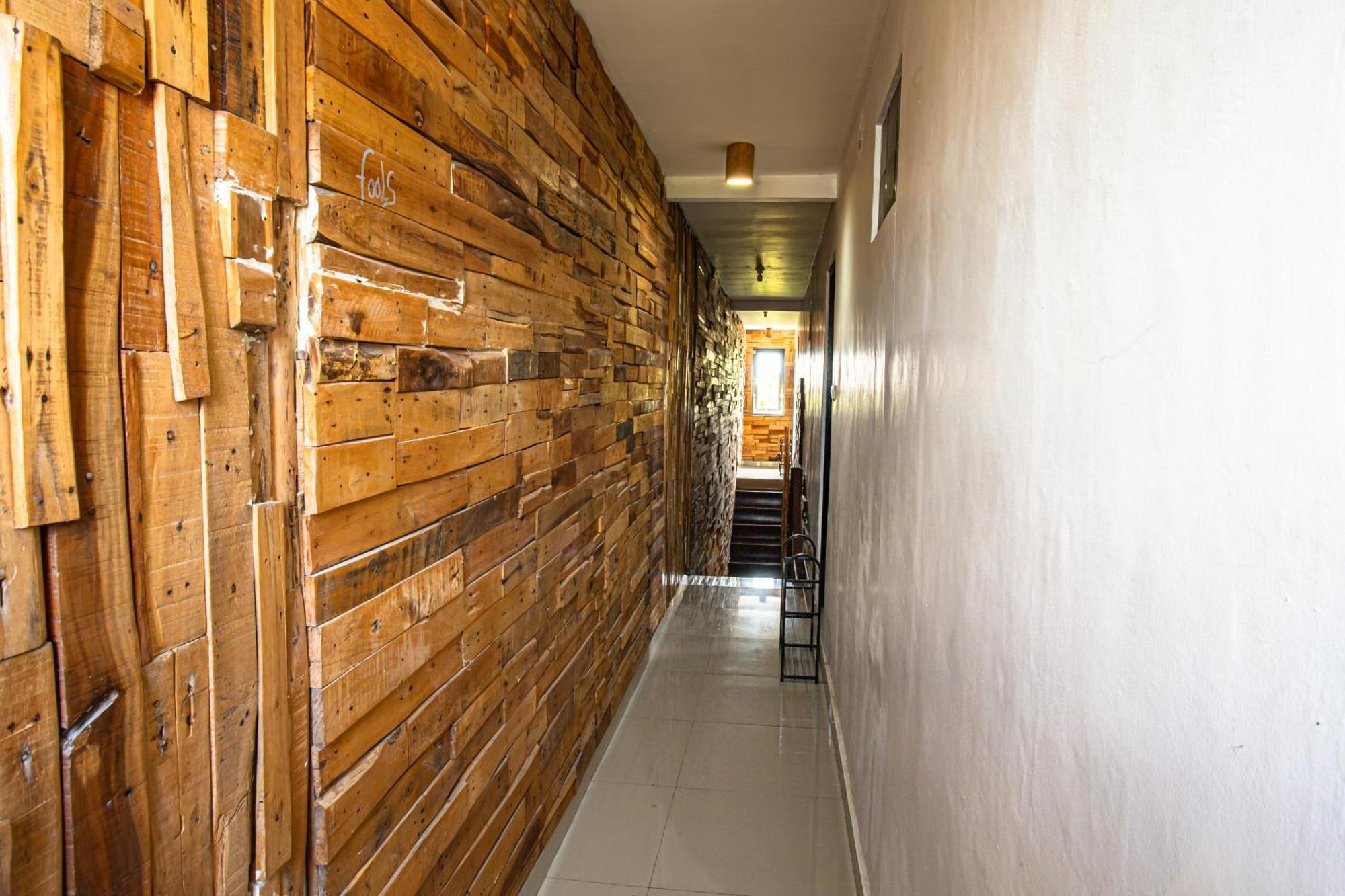 What The Duck Backpackers Canggu  Exterior photo